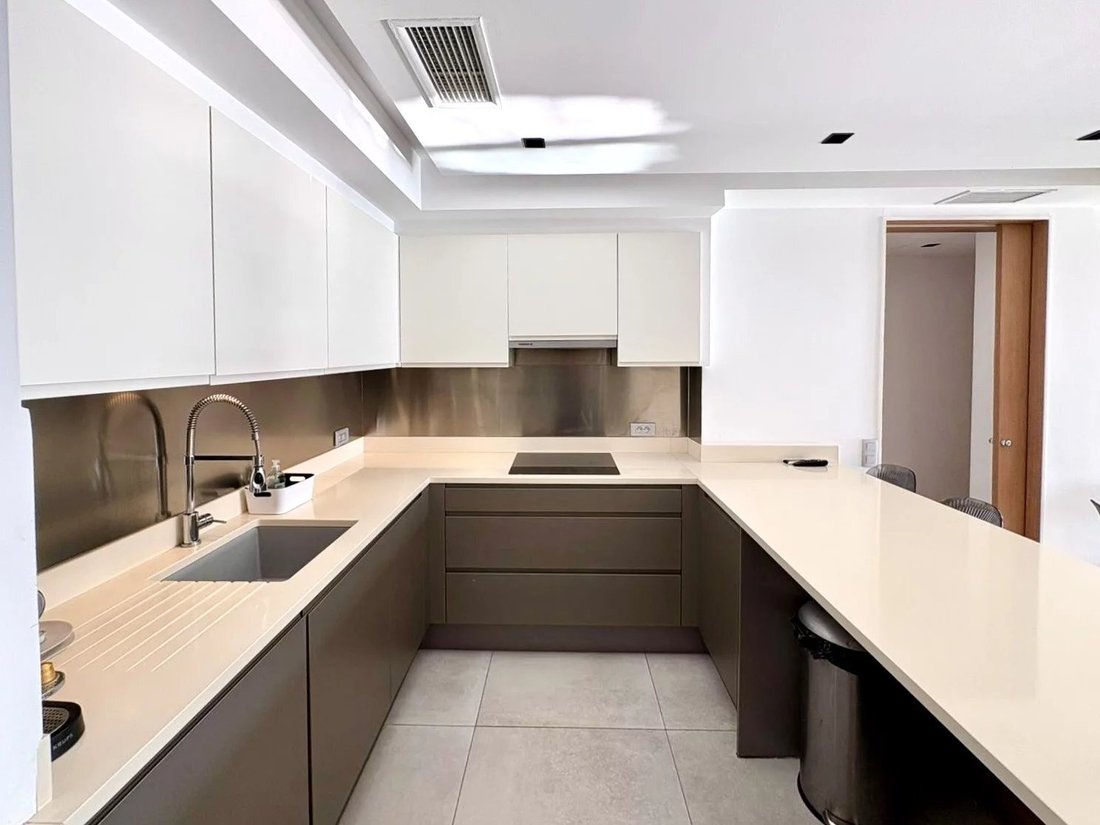 Apartment in La Source, Cannes, France 5 - 17011077