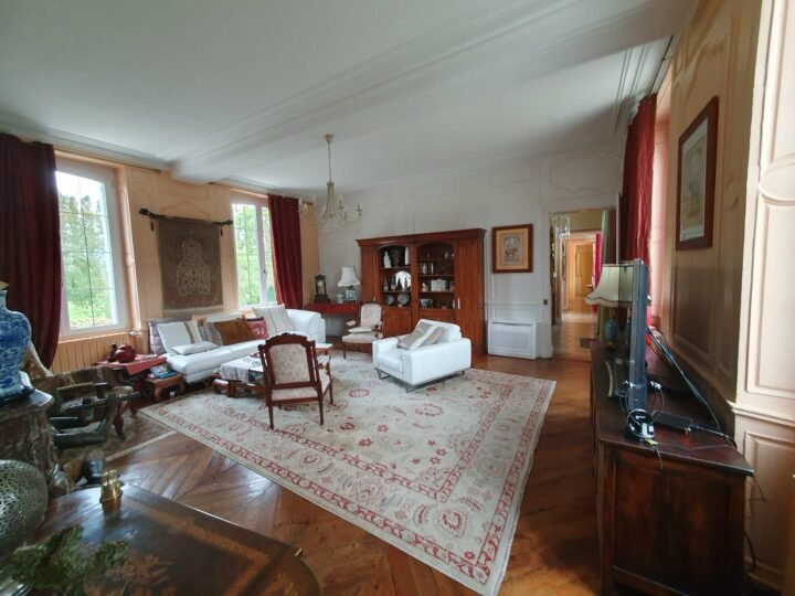 Estate in Cormeilles, Normandy, France 3 - 17010459
