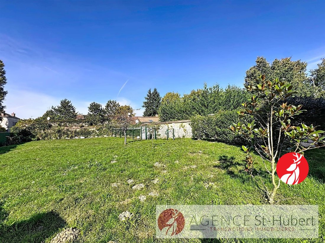 House in Noisy-sur-Ecole, Ile-de-France, France 2 - 17010619