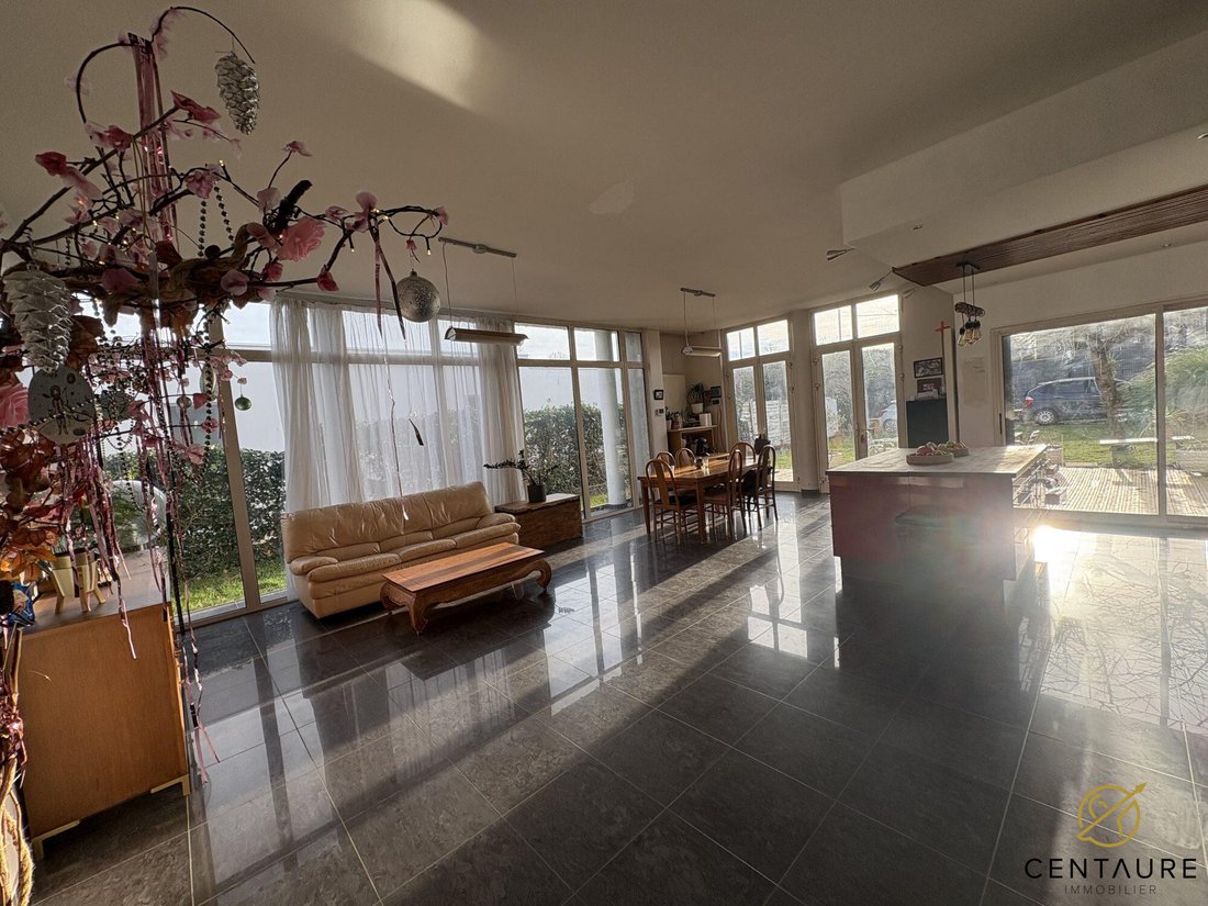 Villa in Roubaix, Hauts-de-France, France 3 - 17016609