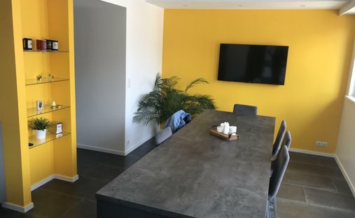 17th C. Chateau (With A Section Dedicated To Events) And 5 Acres In Centre Of France