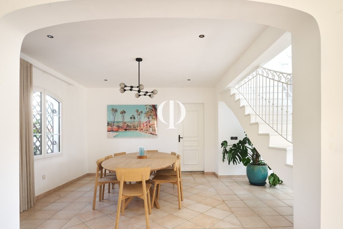 Villa in Grimaud, Provence-Alpes-Côte d'Azur, France 5 - 17010547