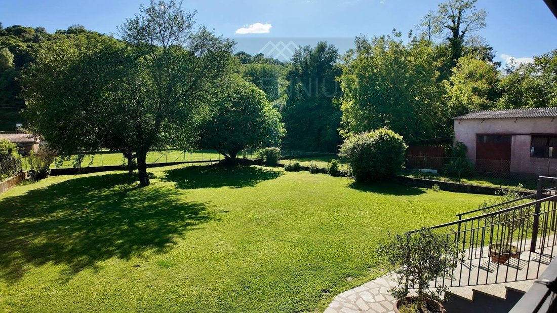 Villa in Dormelletto, Piedmont, Italy 2 - 17014956