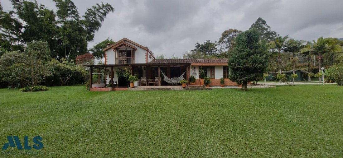 Finca in El Tablazo, Antioquia, Colombia 2 - 17010839