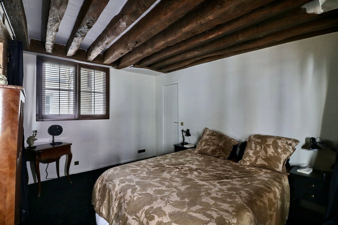 Apartment in Monnaie, Paris 6e Arrondissement, Paris 5 - 17014873