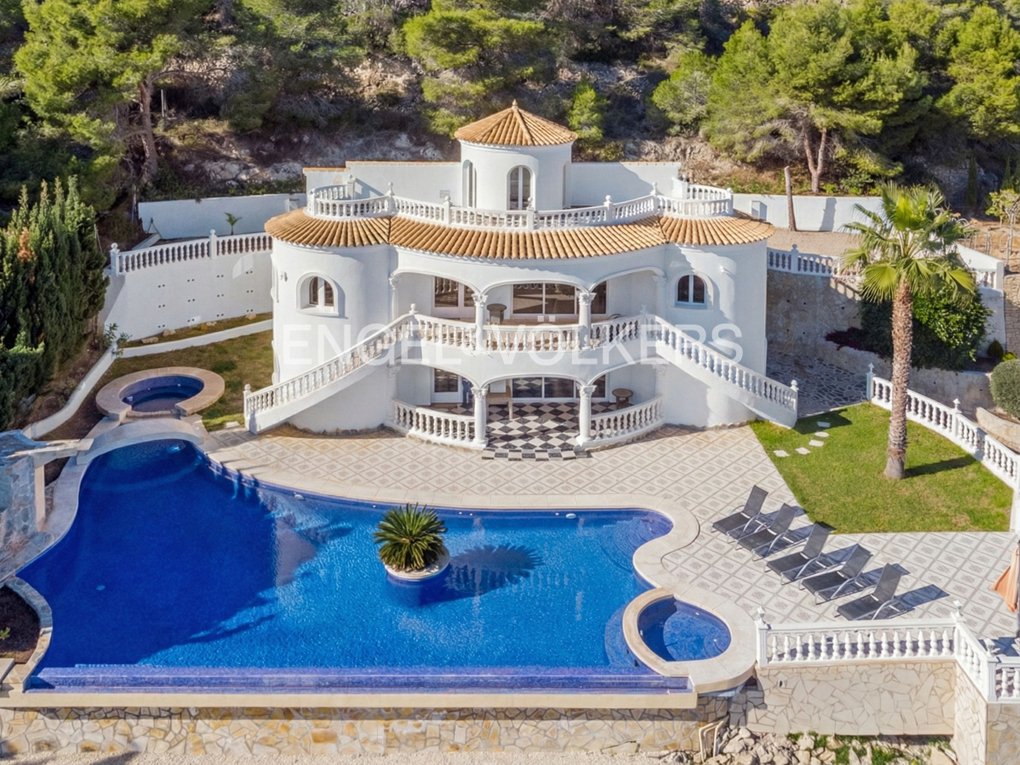 Villa in Calp / Calpe, Valencian Community, Spain 2 - 12688793