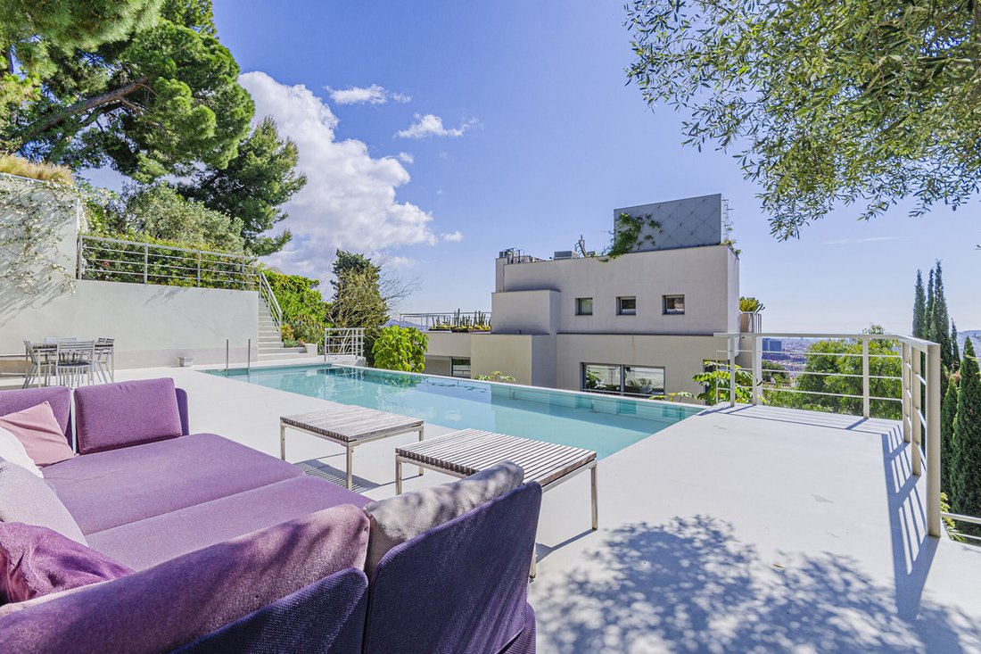 House in Les Corts, Barcelona, Spain 2 - 12343245