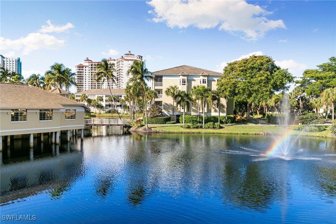 Condo in Naples, Florida, United States 2 - 17009781