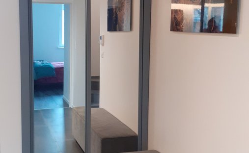 17th C. Chateau (With A Section Dedicated To Events) And 5 Acres In Centre Of France