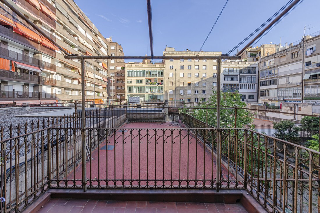 Apartment in Eixample, Barcelona, Spain 1 - 12262061