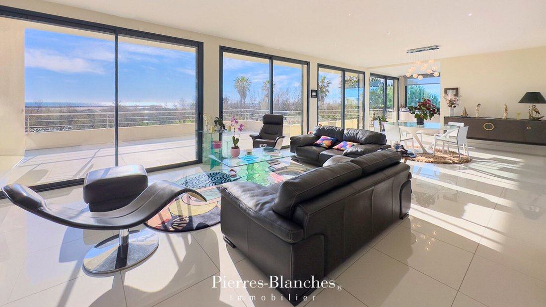 Villa in Espace Villeroy-Les Quilles, Sète, France 3 - 17010318