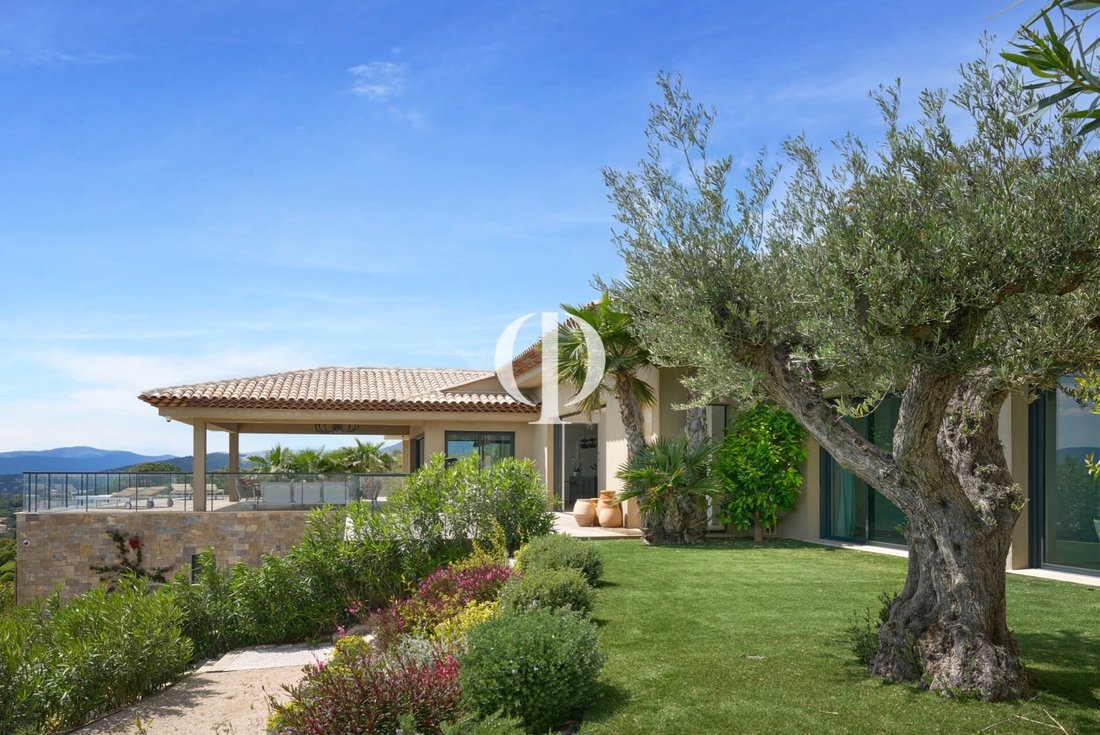 Villa in Grimaud, Provence-Alpes-Côte d'Azur, France 3 - 17010519