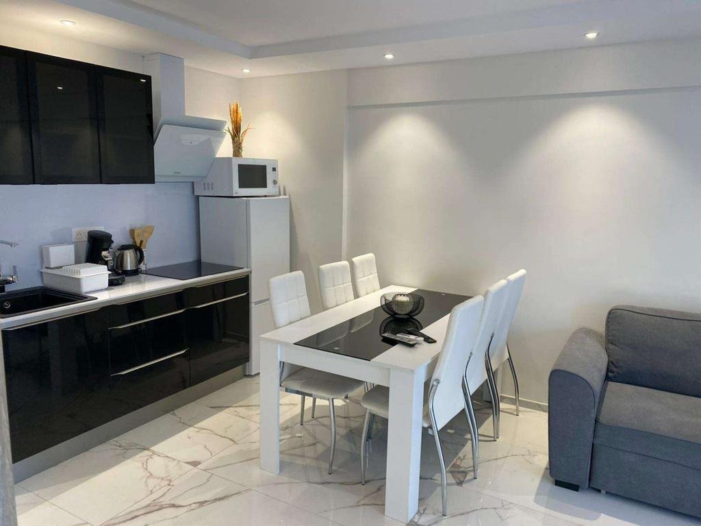 Apartment in Cannes, Provence-Alpes-Côte d'Azur, France 3 - 17012973