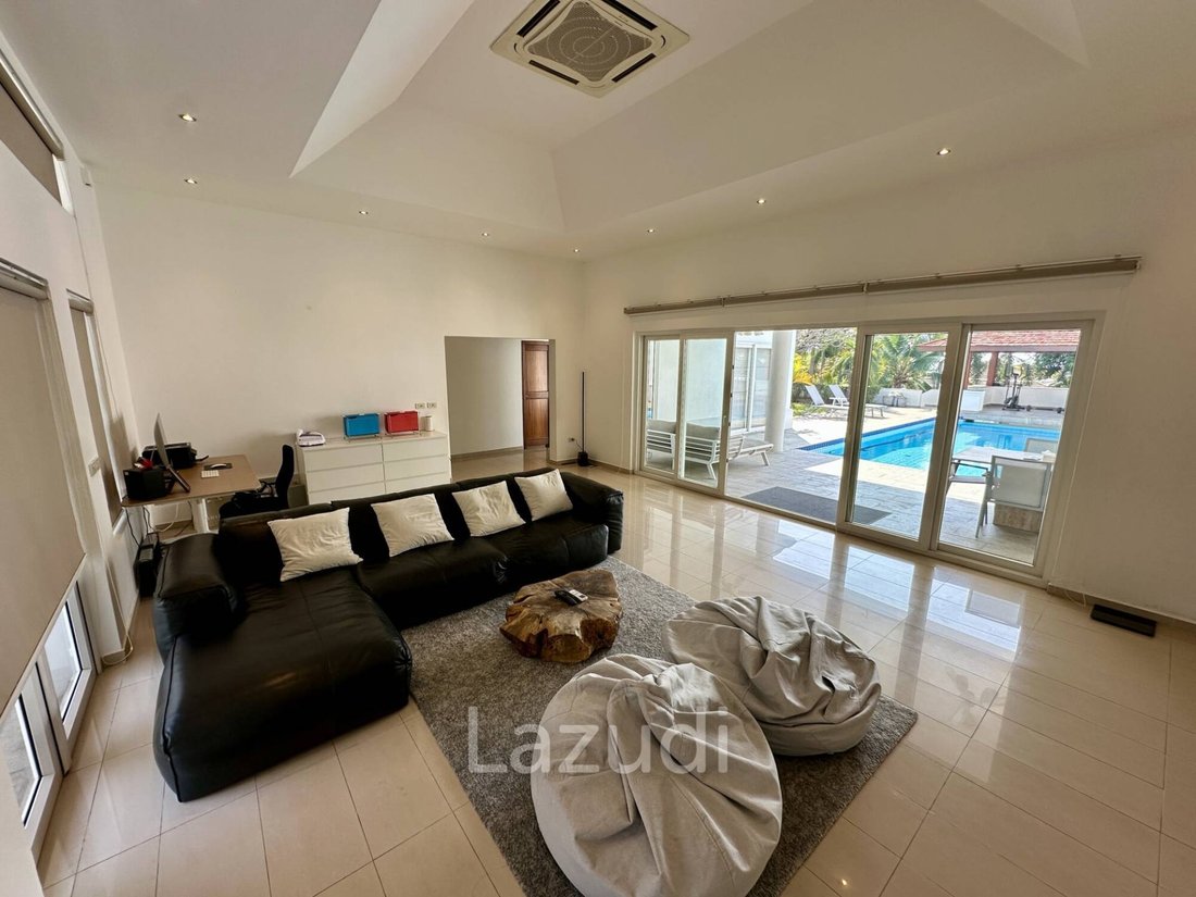 Villa in Pattaya City, Chon Buri, Thailand 3 - 17011598
