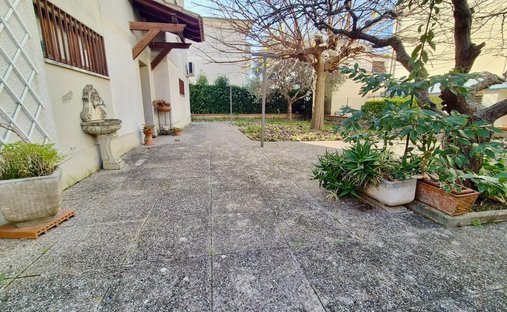 Villa in Historic Center, Pisa, Tuscany 1