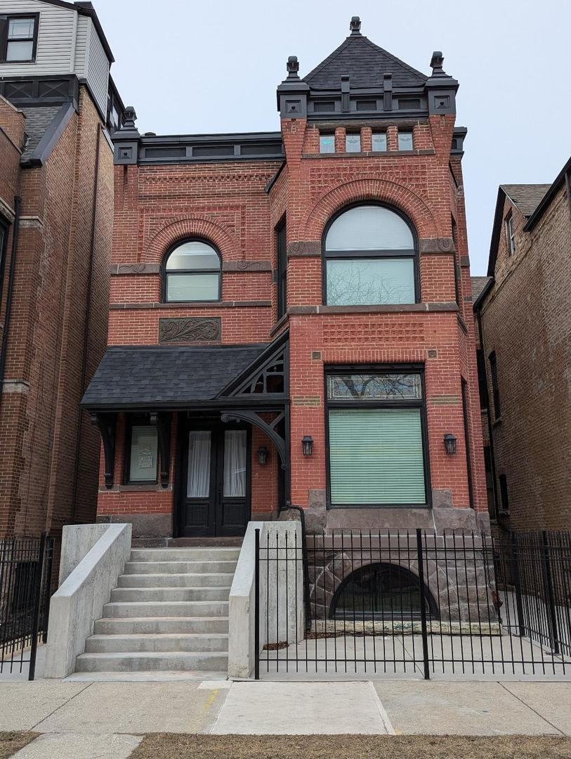 House in Chicago, Illinois, United States 1 - 17015647
