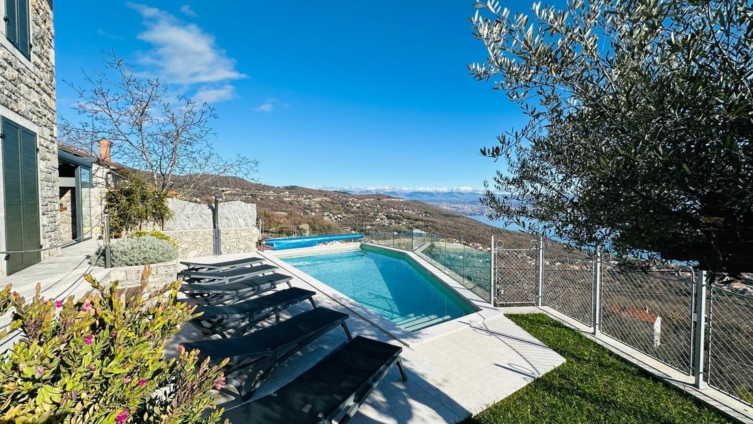 Villa in Grad Opatija, Primorje-Gorski Kotar County, Croatia 5 - 17015665