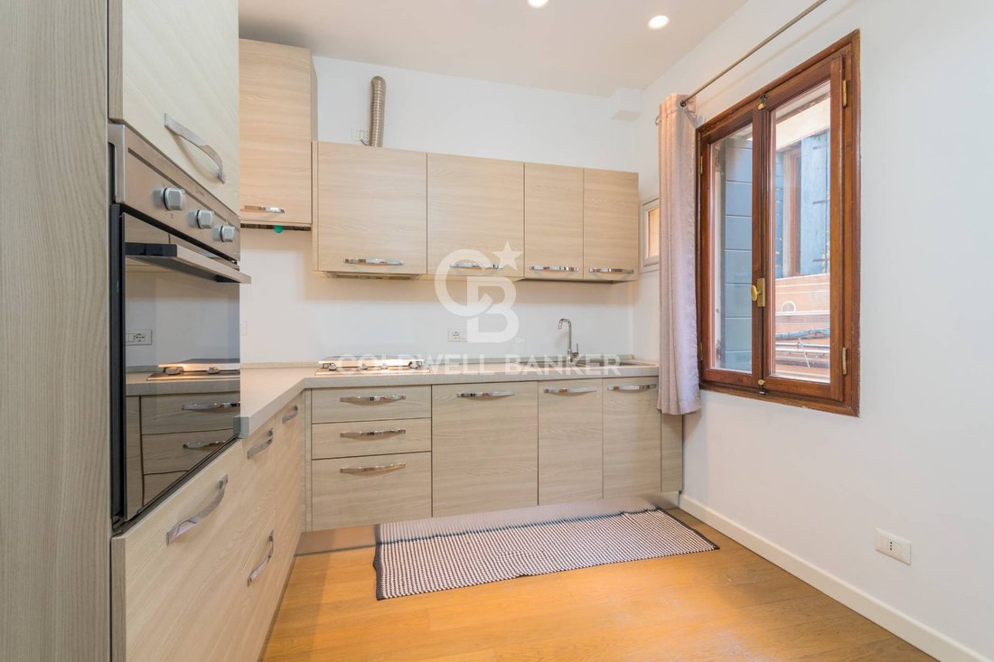 Apartment in Saint Paul, Venice, Italy 5 - 17015955