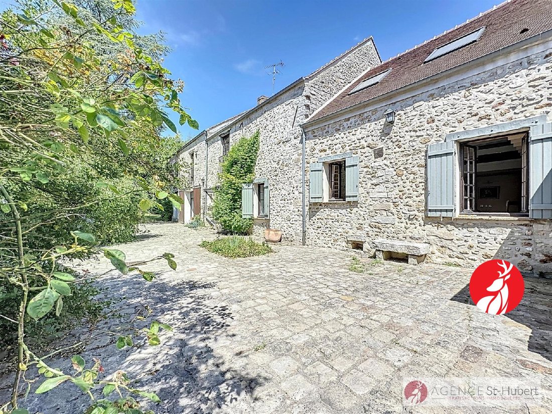 House in Cely, Ile-de-France, France 2 - 17010864