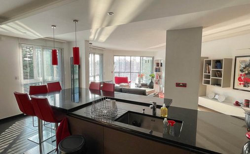 Apartamento en Meseta Oeste, Suresnes, Francia 1