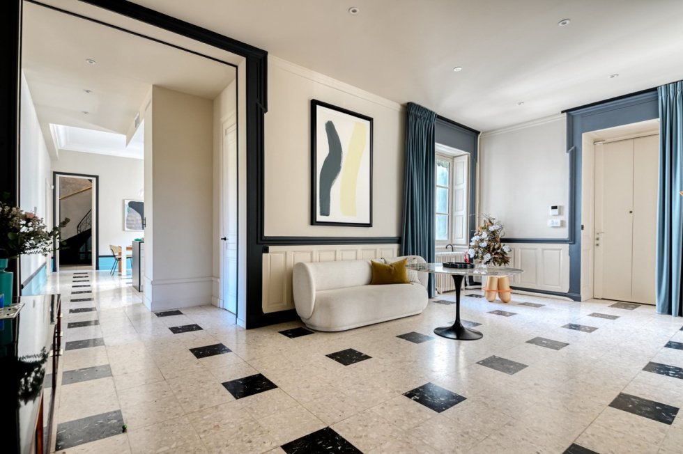 Apartment in Champvert-Point du Jour-Saint Irénée, Lyon 5e Arrondissement, Lyon 4 - 17010824
