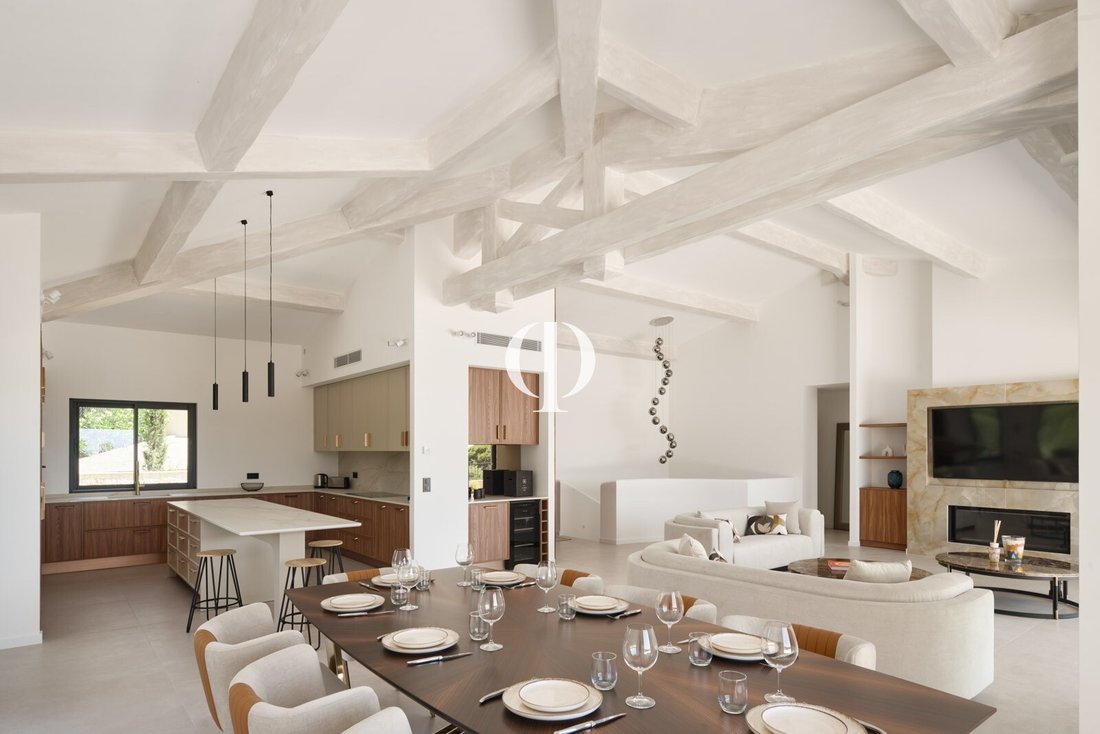 Villa in Grimaud, Provence-Alpes-Côte d'Azur, France 5 - 17010588