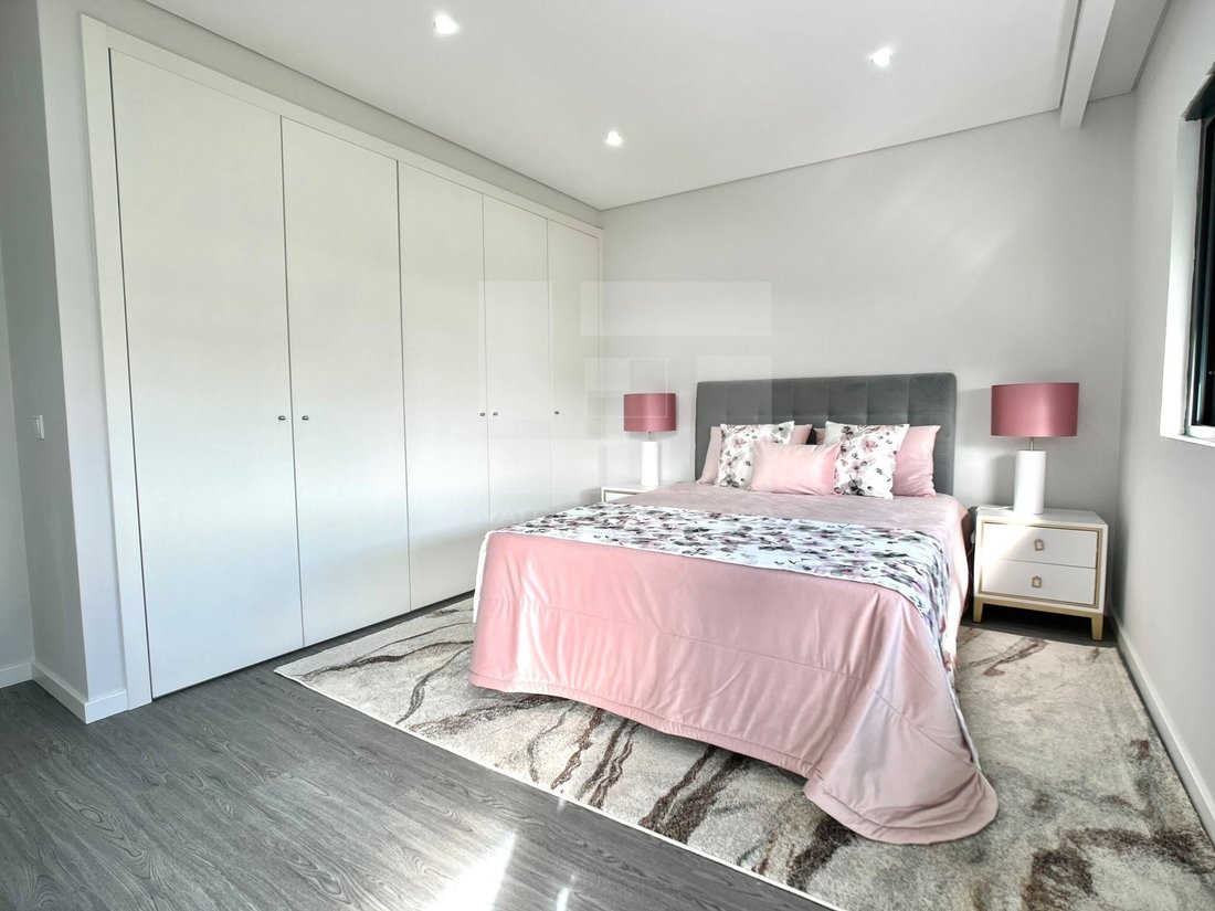 Apartment in Quelfes, Algarve, Portugal 3 - 17011737