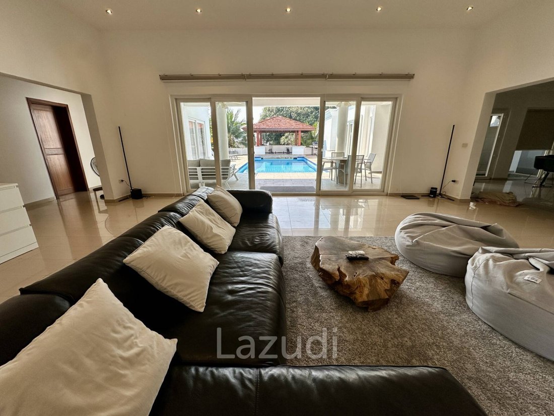 Villa in Pattaya City, Chon Buri, Thailand 4 - 17011598