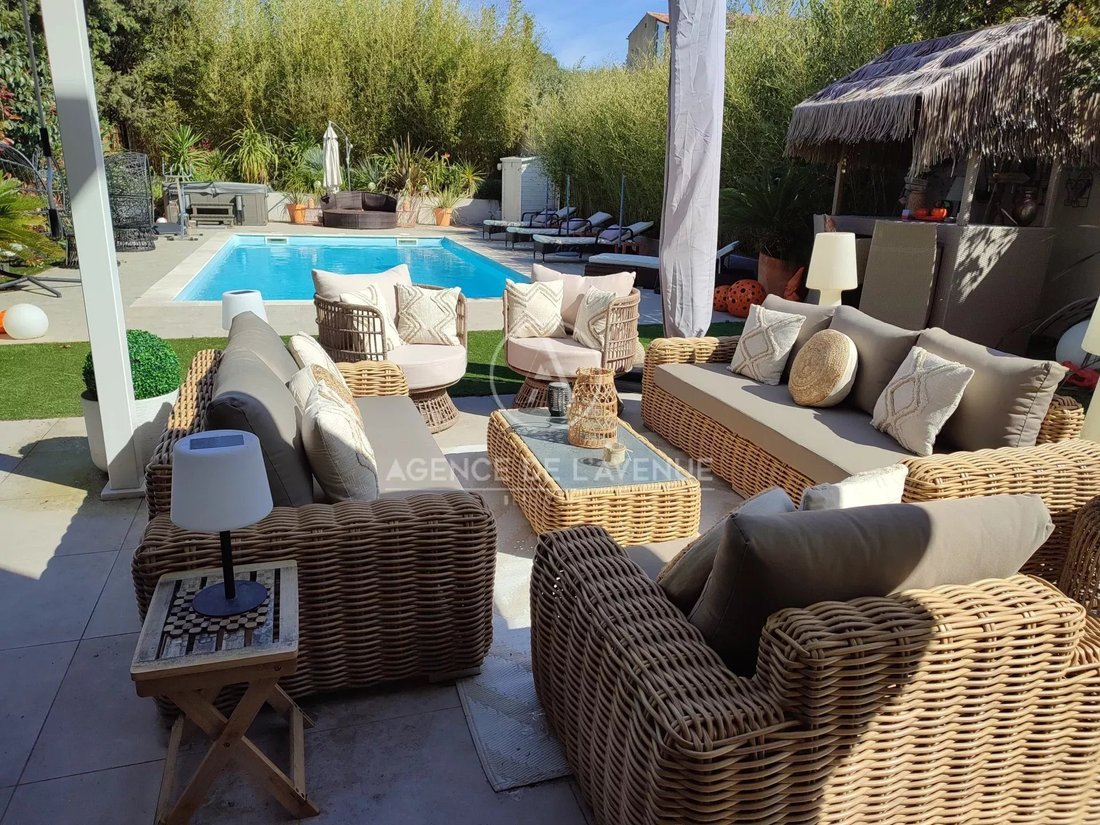 House in Coste Chaude-Mauveou, La Seyne-sur-Mer, France 1 - 17011098