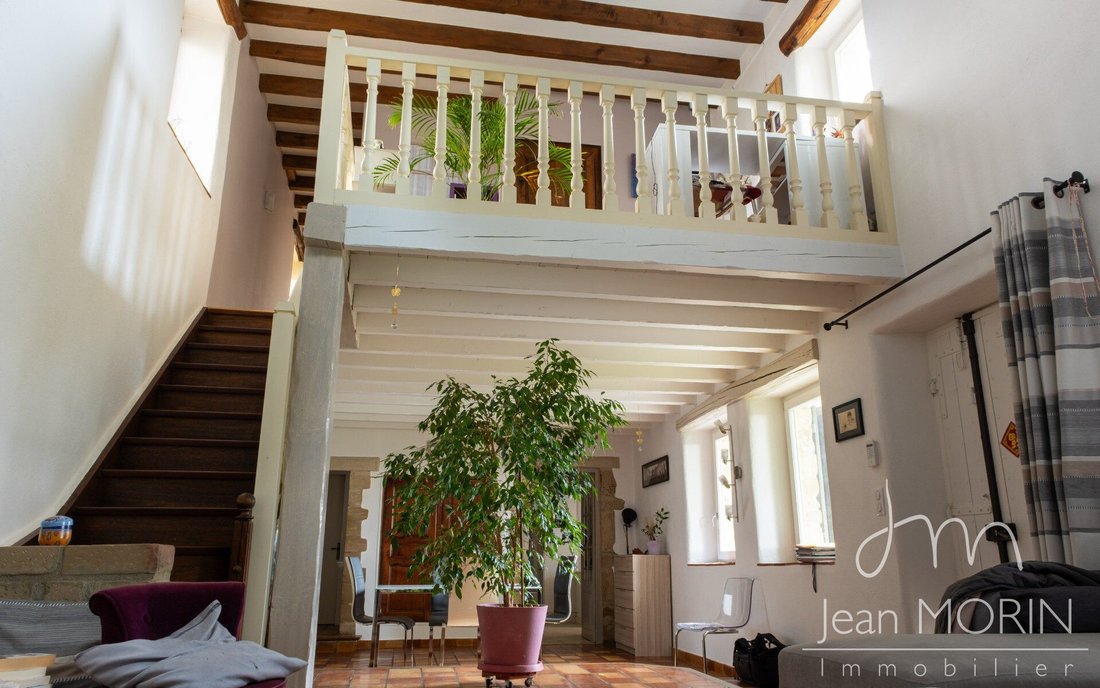 House in Saint-Bardoux, Auvergne-Rhône-Alpes, France 5 - 16812663