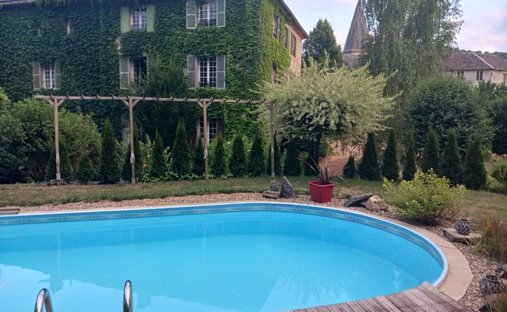 Casa a Ferrières-sur-Sichon, Auvergne-Rodano-Alpi, Francia 1