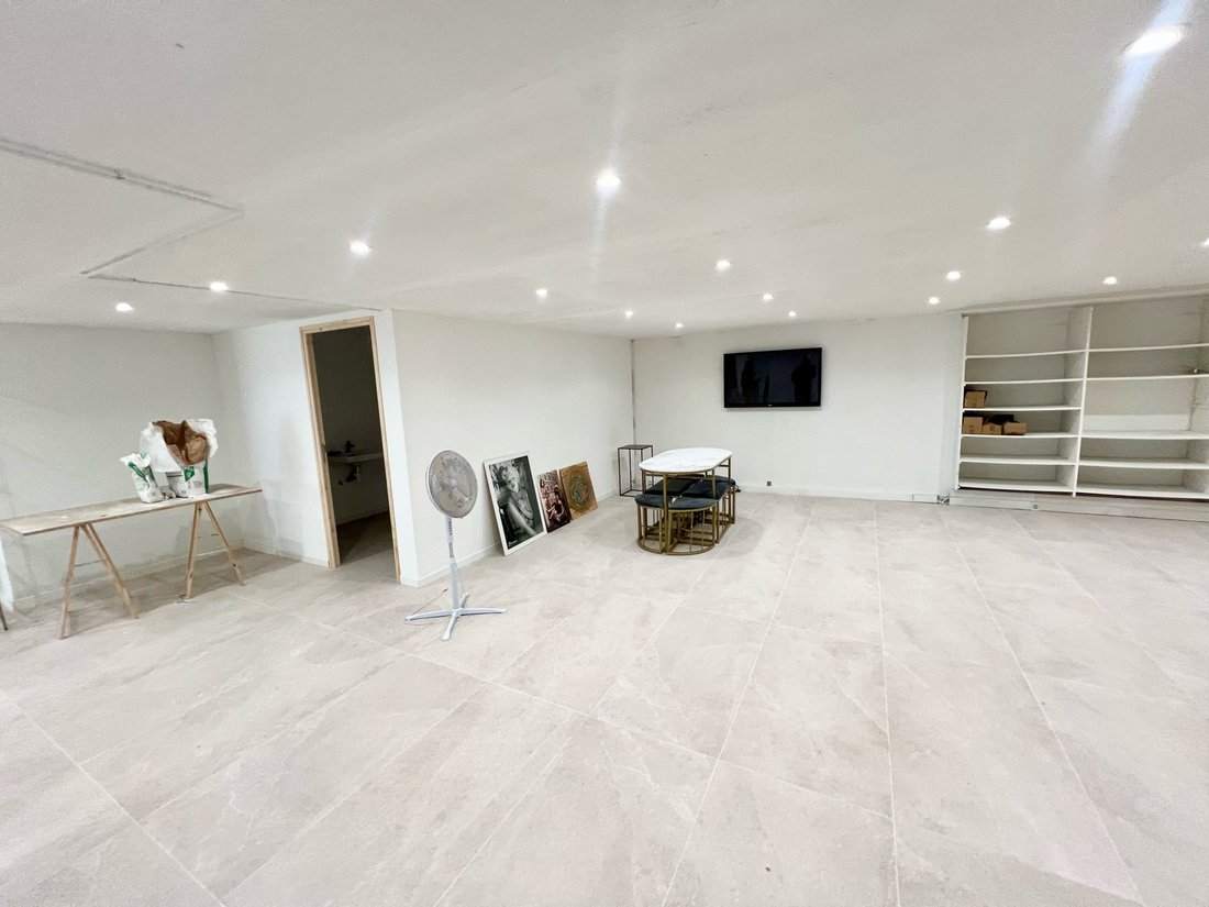 Estate in Carnot, Cannes, France 4 - 17013533