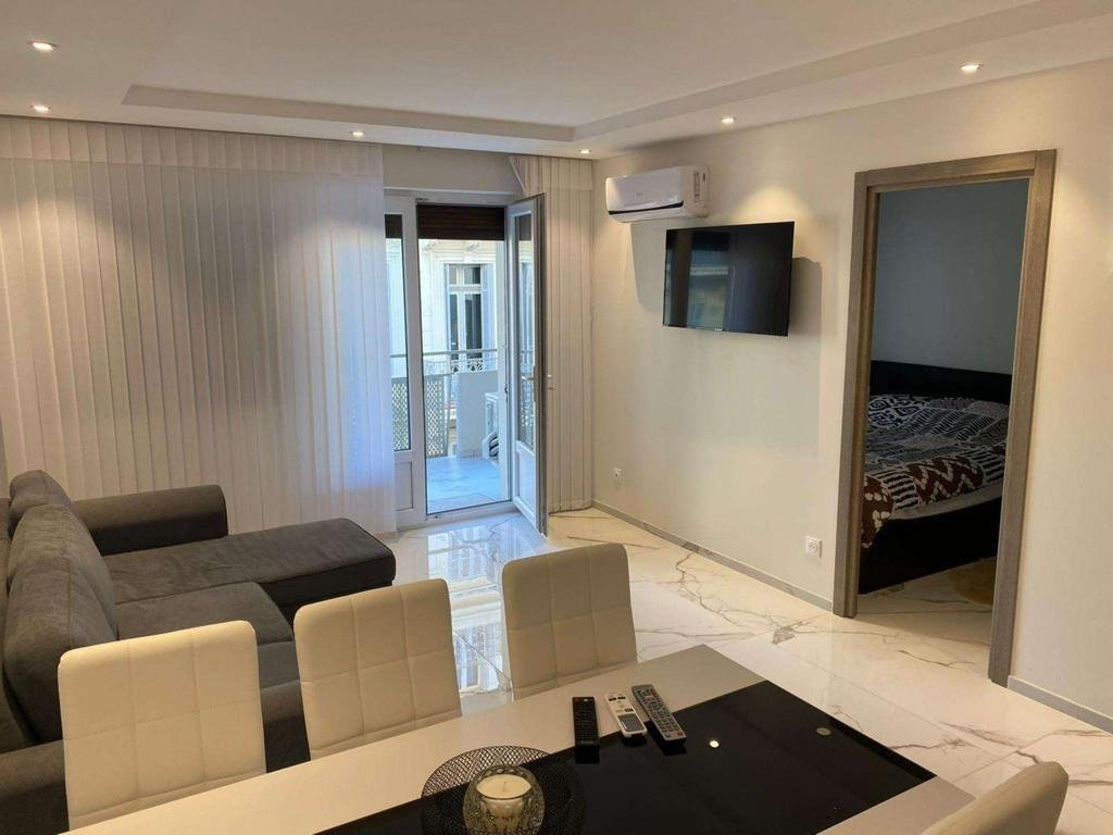 Apartment in Cannes, Provence-Alpes-Côte d'Azur, France 1 - 17012973