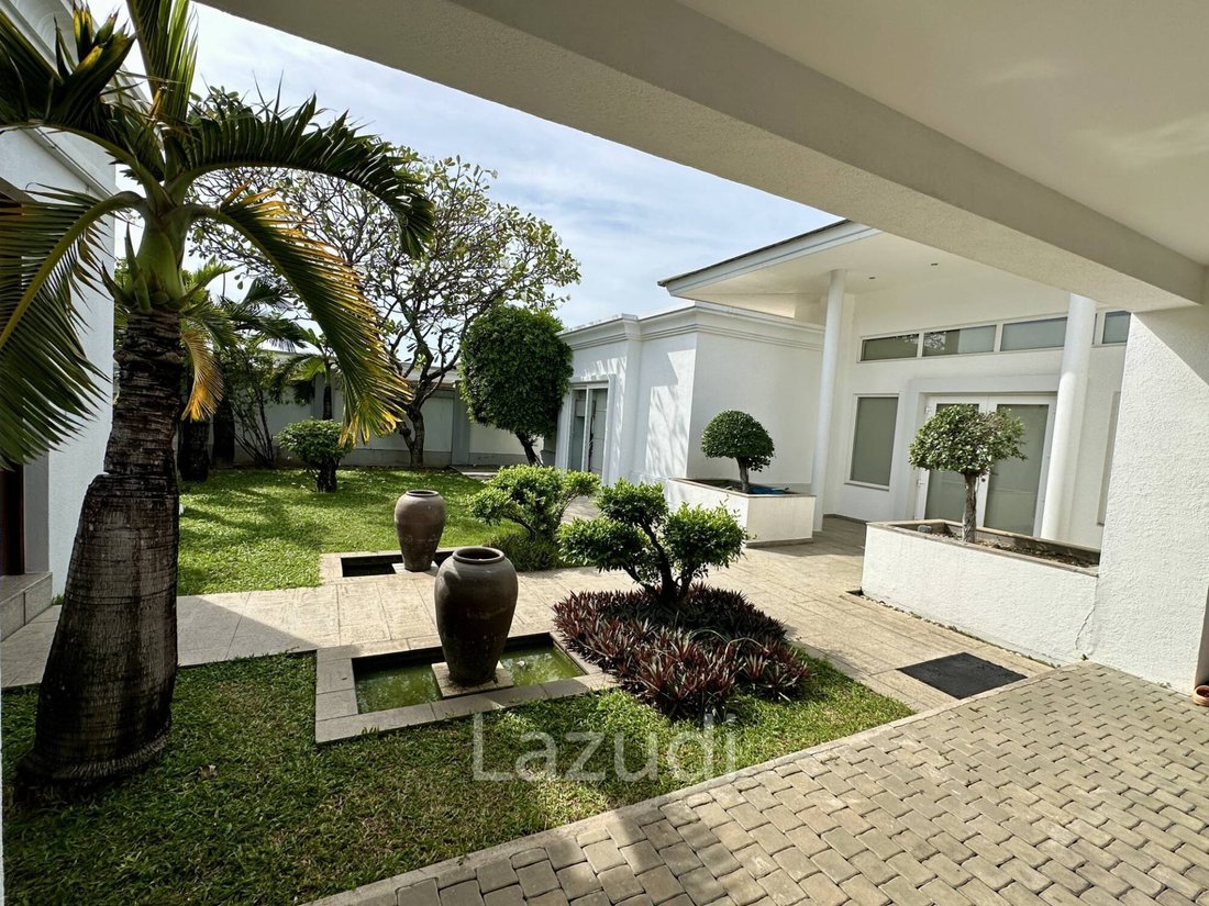Villa in Pattaya City, Chon Buri, Thailand 1 - 17011598