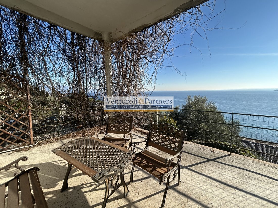 Villa in Padenghe sul Garda, Lombardy, Italy 3 - 17015695