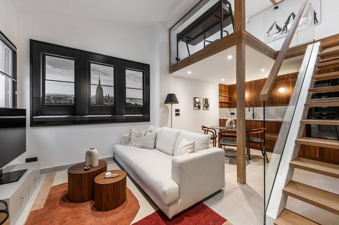 Chalet in Barrio Salamanca, Madrid, Spain 1 - 17015008
