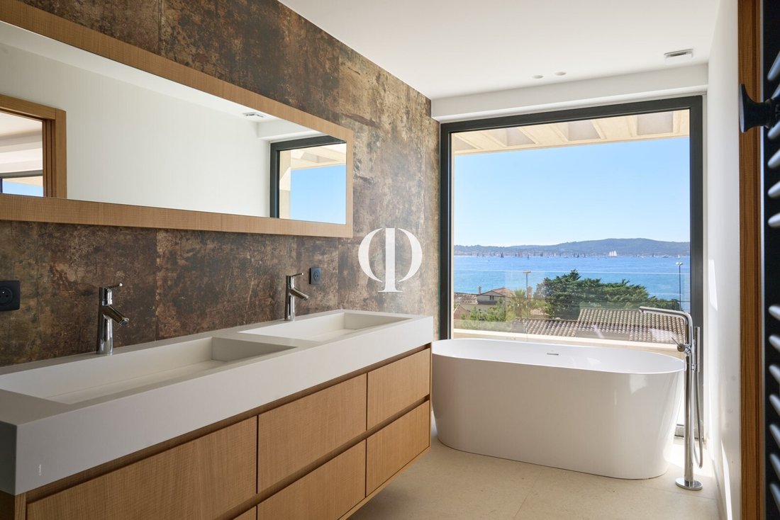 House in Nartelle-Noyer-Bellevue-bd des Sardinaux, Sainte-Maxime, France 4 - 17010673