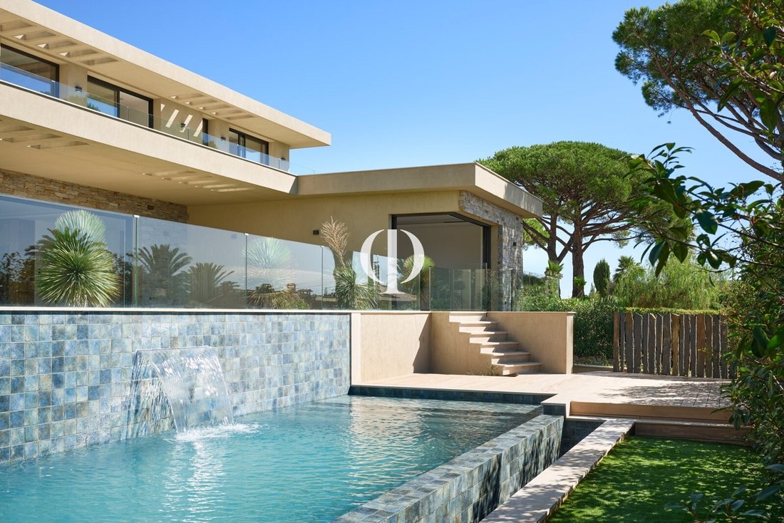 House in Nartelle-Noyer-Bellevue-bd des Sardinaux, Sainte-Maxime, France 2 - 17010673