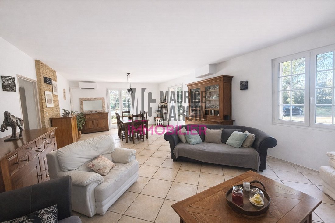 House in Uchaux, Provence-Alpes-Côte d'Azur, France 2 - 17016692