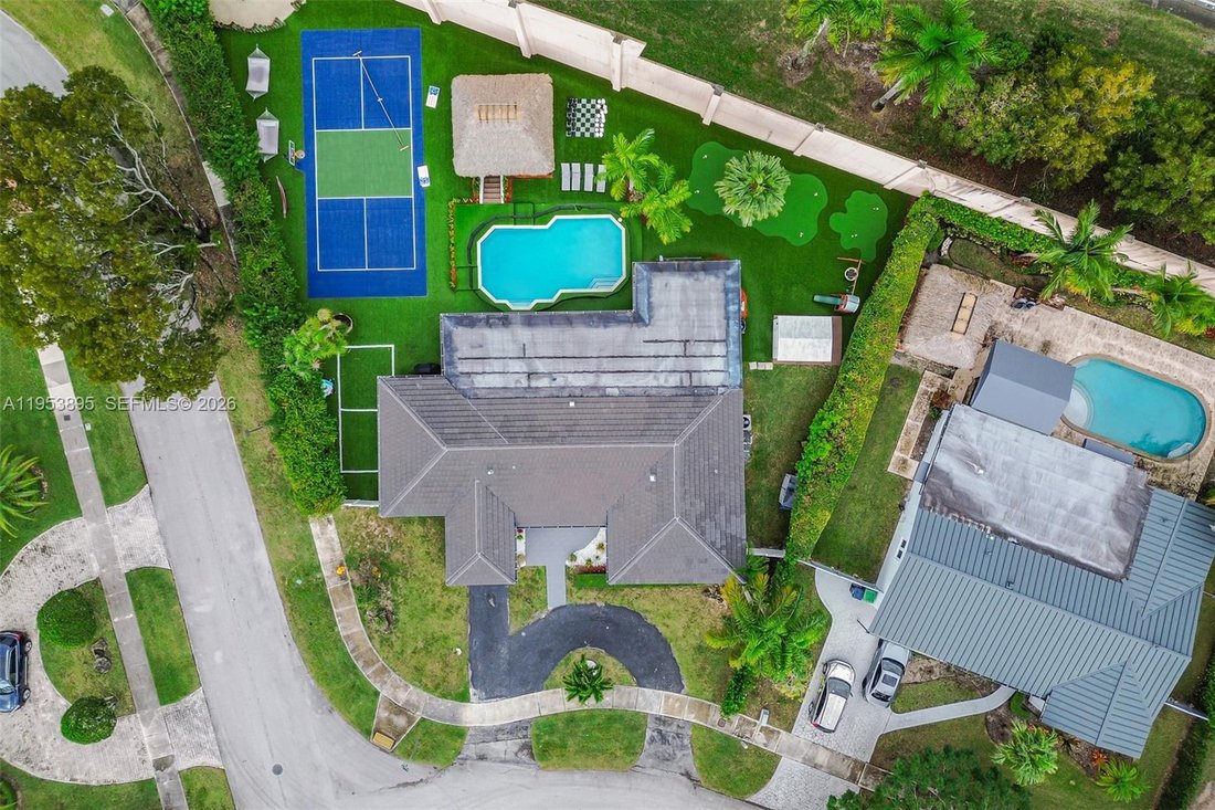 House in Miami, Florida, United States 3 - 17014261