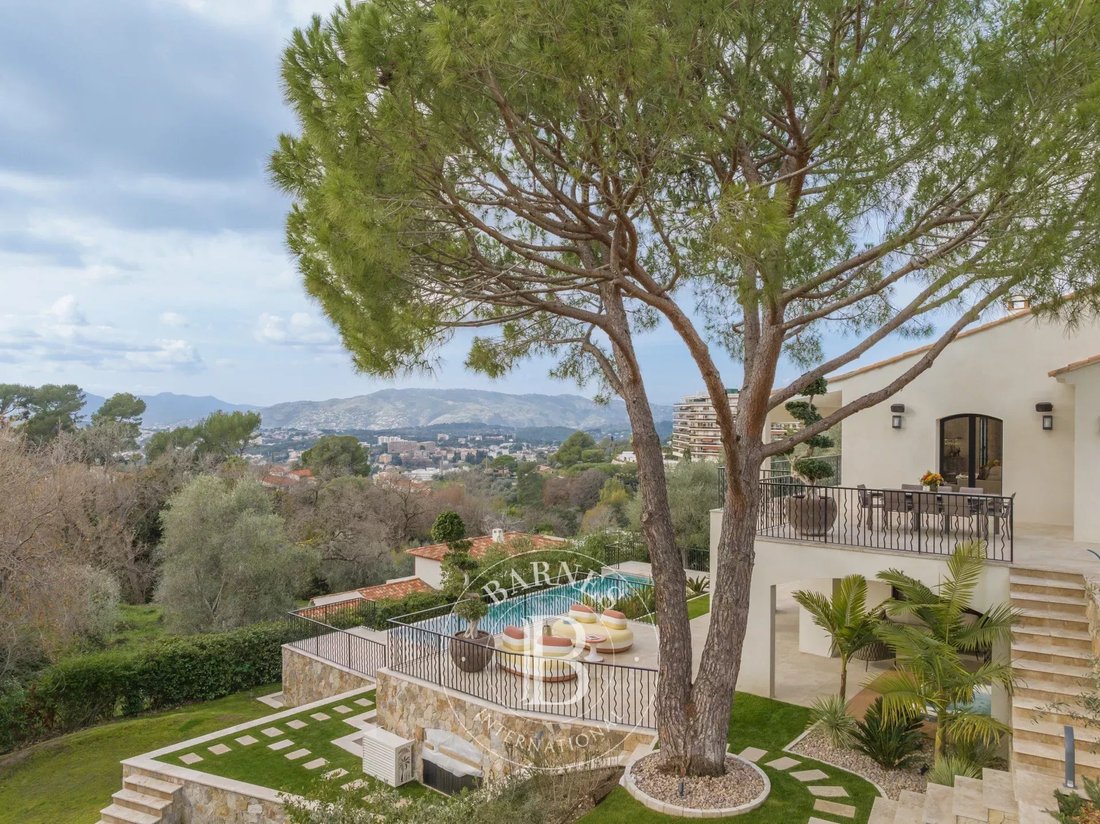 Villa in Cannes, Provence-Alpes-Côte d'Azur, France 4 - 17011282