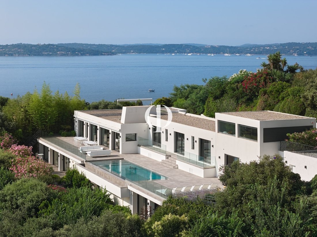 House in Nartelle-Noyer-Bellevue-bd des Sardinaux, Sainte-Maxime, France 1 - 17010656