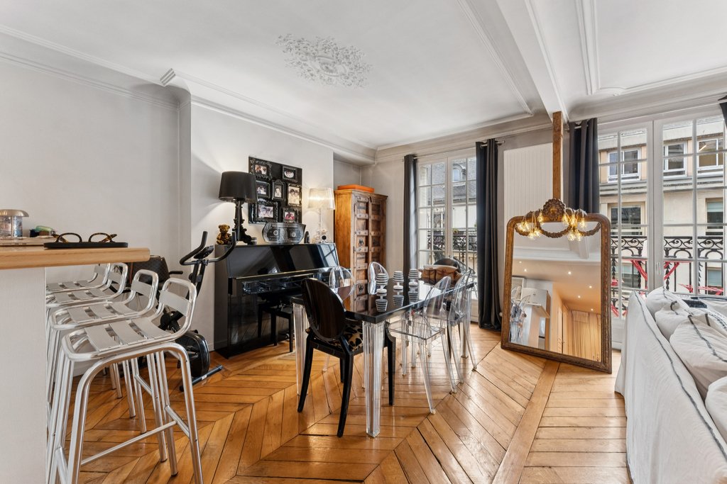 Wohnung in Saint Philippe du Roule, Paris 8e Arrondissement, Paris 5 - 17010385