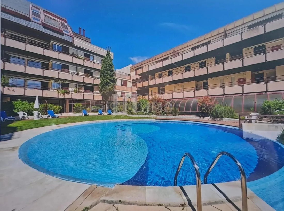 Apartment in Estoril, Cascais e Estoril, Lisbon 2 - 15740044