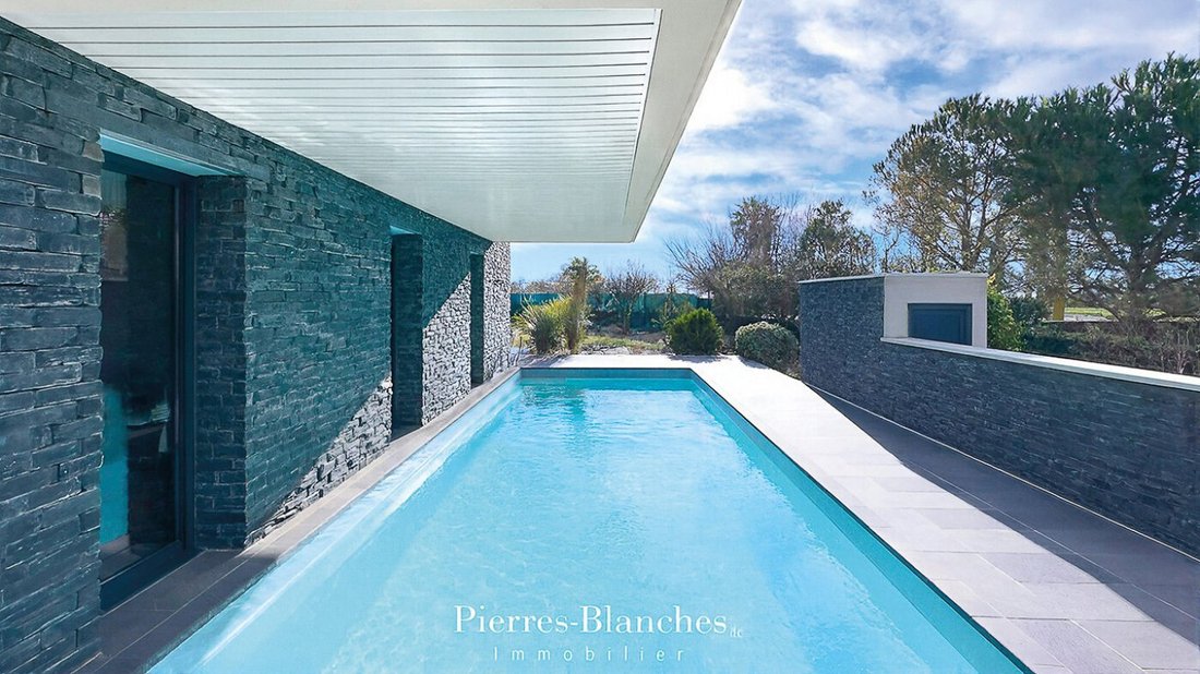 Villa in Espace Villeroy-Les Quilles, Sète, France 2 - 17010318