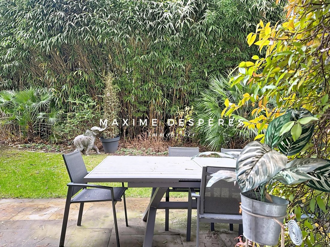 Apartment in Saint James-Général Koenig, Neuilly-sur-Seine, France 4 - 16990007