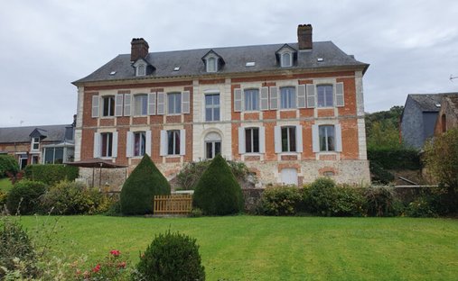 For Sale – Press House In A Peaceful Environment Near Pont L'evêque 14130