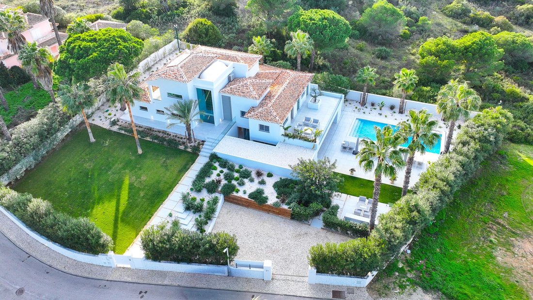 Villa in Almancil, Algarve, Portugal 1 - 17011772