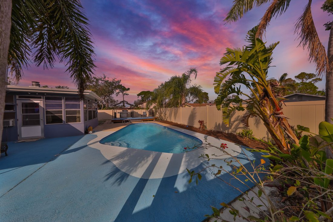 House in Seminole, Florida, United States 4 - 17009625