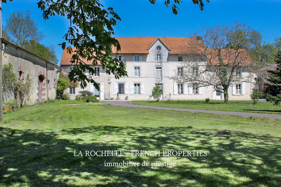 House in Le Thou, Nouvelle-Aquitaine, France 2 - 17010626